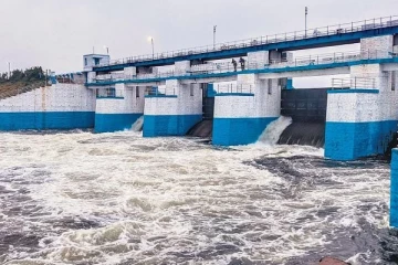 கனமழை எதிரொலி - நிரம்பும் செம்பரம்பாக்கம் ஏரி - 2,000 கனஅடி நீர் வெளியேற்றம்