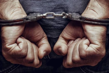 பேருந்தில் கடத்தப்பட்ட கஞ்சா...இருவர் கைது