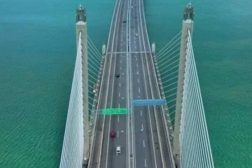 உலக கோடீஸ்வரர்களில் ஒருவர் நமக்கு கூறும் அறிவுரை!