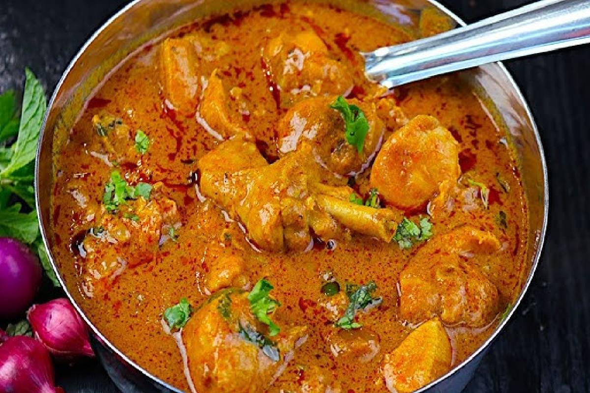 Koundampalayam Chicken: சன்டே ஸ்பெஷல் கவுண்டம்பாளையம் சிக்கன் குழம்பு... ரெசிபி இதோ! | Tasty Koundampalayam Chicken Kuzhambu Recipe