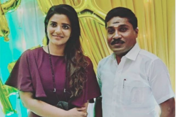 முன்னணி நடிகையுடன் பிரபல Youtube சென்சேஷன் ஜி.பி. முத்து.. யாருடன் இருக்கிறார் தெரியுமா | G P Muthu With Popular Actress In Kollywood