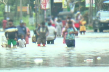 අයහපත් කාලගුණයෙන් පුද්ගලයින් 3,500ක ආසන්න පිරිසක් අසරණ තත්ත්වයට