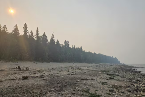 அல்பர்டாவில் காற்றின் தரம் குறித்து எச்சரிக்கை | Air Quality Warnings Issued For Edmonton