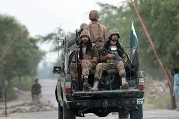 பங்களாதேஷ் விமானப்படை தளத்தில் திடீர் தாக்குதல் ; ஒருவர் பலி