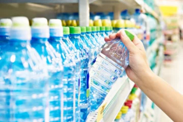 அதிக விலைக்கு குடிநீர் பாட்டில் விற்பனை; 6 லட்சம் அபராதம்!