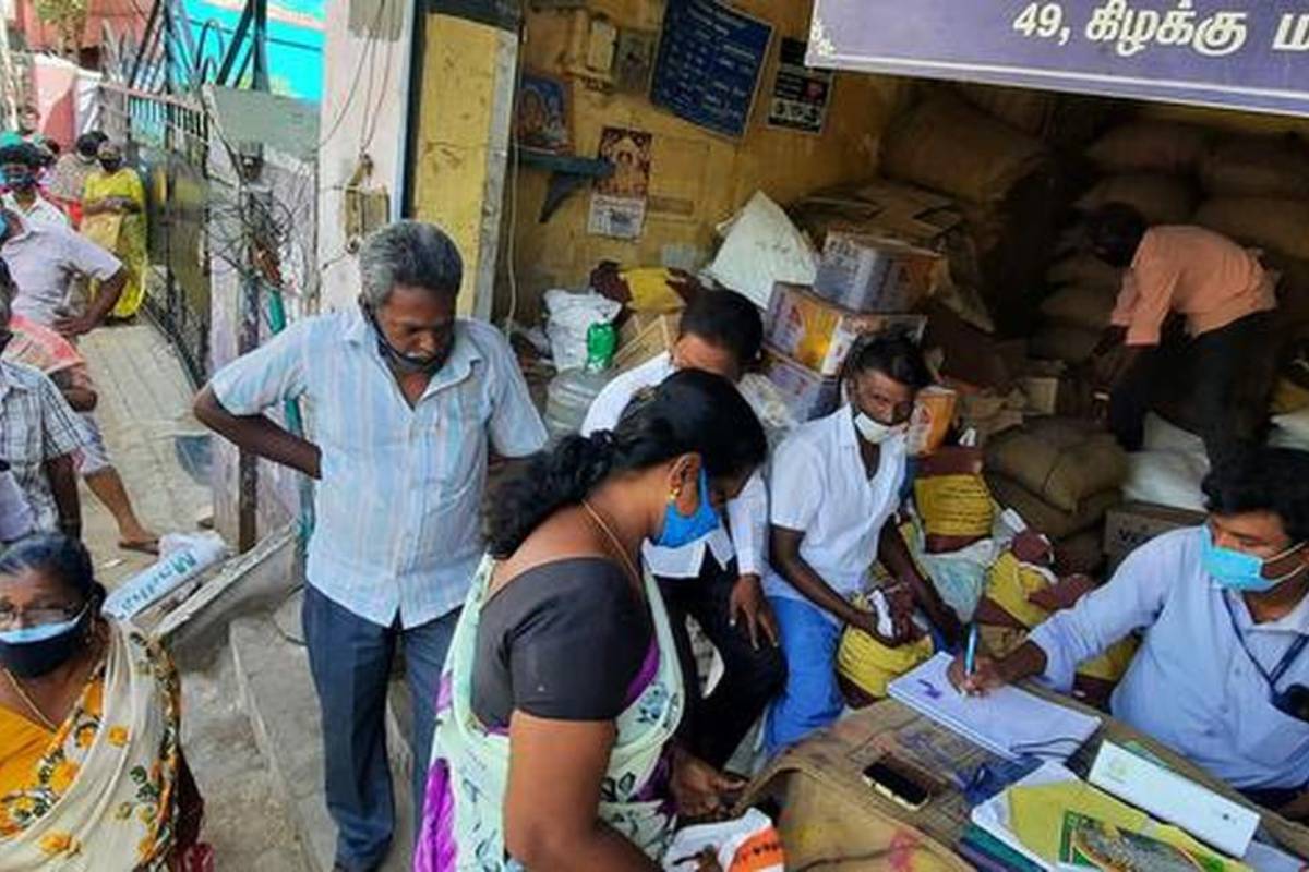 தீபாவளி மளிகைத் தொகுப்பு விற்பனை தொடக்கம்.., யாருக்கெல்லாம் கிடைக்கும்? | Launch The Diwali Grocery Kit Distribution Scheme தீபாவளி மளிகைத் தொகுப்பு விற்பனை தொடக்கம்.., யாருக்கெல்லாம் கிடைக்கும்? | Launch The Diwali Grocery Kit Distribution Scheme