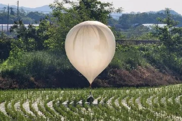கழிவுகளுடன் பலூன்களை அனுப்பிய வடகொரியா: மறக்க முடியாத பதிலடி கொடுத்த தென் கொரியா