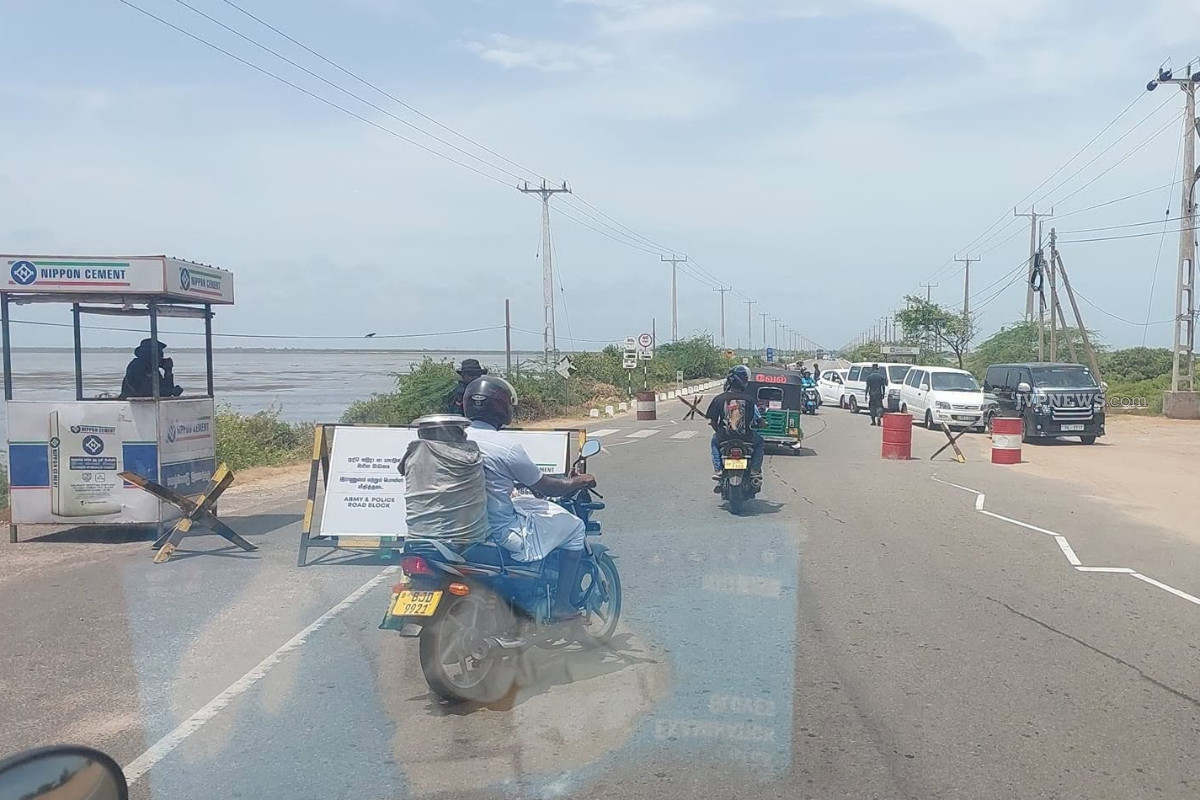 சோதனைச்சாவடியில் துப்பாக்கி தவறுதலாக வெடித்ததில் பறிபோன உயிர் | Army Soldier Killed After Gun Accidentally Mannar சோதனைச்சாவடியில் துப்பாக்கி தவறுதலாக வெடித்ததில் பறிபோன உயிர் | Army Soldier Killed After Gun Accidentally Mannar