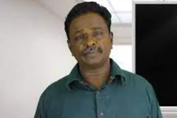 2022 ஆண்டு அதிக பிளாப் படங்களை கொடுத்த ஹீரோ: ப்ளூ சட்டை உடன் மோதிய நடிகர்