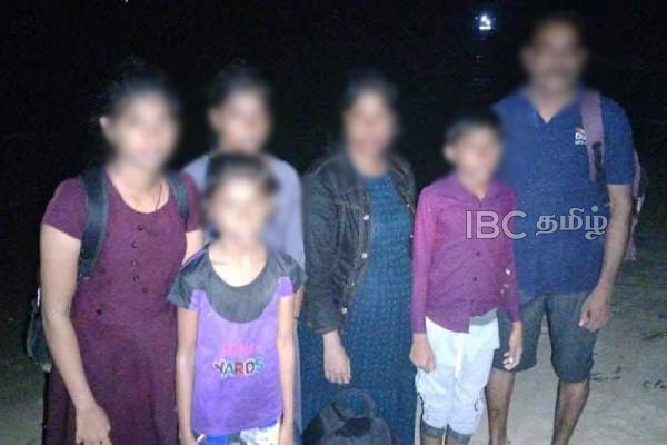 ராமேஸ்வரத்தில் தஞ்சமடைந்த இலங்கையர்கள் | 6 Sri Lankans Refuge In Rameswaram India ராமேஸ்வரத்தில் தஞ்சமடைந்த இலங்கையர்கள் | 6 Sri Lankans Refuge In Rameswaram India