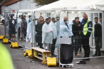 இங்கிலாந்தில் புகலிட கோரிக்கையாளர்களிடையே பரவும் நோய் தொற்று - சுகாதார அதிகாரிகள் எடுத்துள்ள நடவடிக்கை