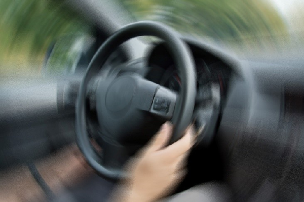 பேருந்து உரிமையாளர்களுக்கு விடுக்கப்பட்ட எச்சரிக்கை : தவறின் வாகன அனுமதிப் பத்திரம் இரத்து | Warning Issued To Bus Owners