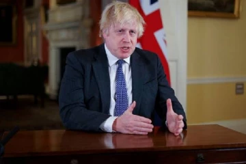 இங்கிலாந்தில் அமலுக்கு வந்த  பொது முடக்க கட்டுபாடுகள்