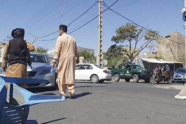 ஆப்கானிஸ்தானில் மசூதி ஒன்றில் குண்டு வெடிப்பு! 18 பேர் உயிரிழப்பு | Afghanistan Mosque Explosion 18 People Death