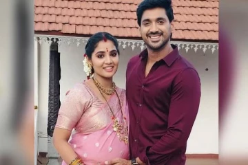 ஒரு வழியாக ஒன்று கூடிய குடும்பம்.. கண்ணீருடன் நாயகி போட்ட பதிவு