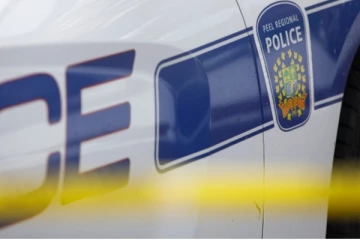 கனடாவில் கார் கொள்ளையில் ஈடுபட்ட சிறுமிகள்