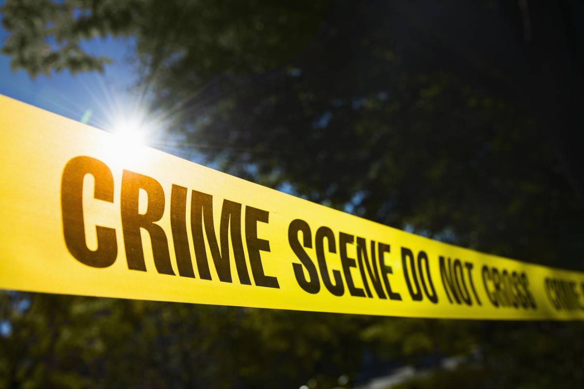 வீட்டில் ஆசிரியை கொலை; மகனுக்கு பொலிஸார் வலைவீச்சு; சம்பவத்தால் அதிர்ச்சி | Teacher Killed At Home Gandara Matara