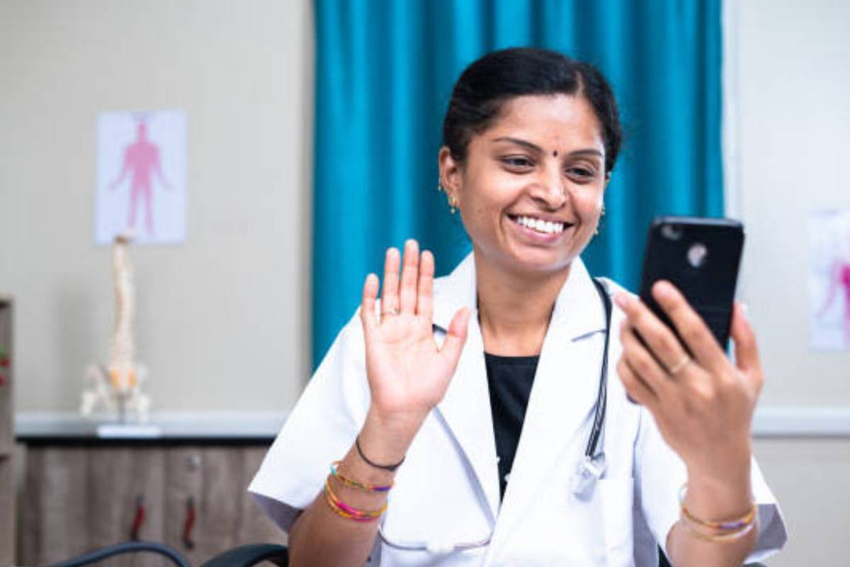 தாயகத்தில் இருக்கும் உறவுகளை எண்ணி வருந்தாதீர்கள்.. உங்களின் கடமையை செய்ய காத்திருக்கிறது Mediplace | Mediplace Where Healthcare Is Familiar