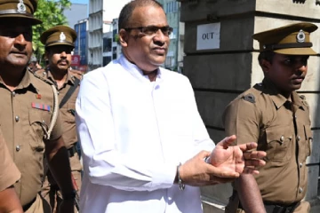 ඥානසාර හිමිගේ චීවරය ඉවත්කර ගිහි ඇඳුමින් උපැවිදි තත්ත්වයට පත්කිරීම බරපතළ වරදක් - පූජ්‍ය මැදගම ධම්මානන්ද හිමි