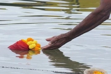 எனது மகனுடைய அஸ்தியைக் கொடுங்கள்... ஒரு தாயின் கதறல்