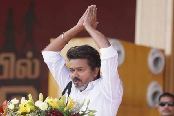 சாதகமான விஜய் அரசியல் வருகை; மீண்டும் திமுகதான் - கருத்து கணிப்பில் தகவல்! | Vijays Entry Into Politics Favour Dmk Tamilnadu