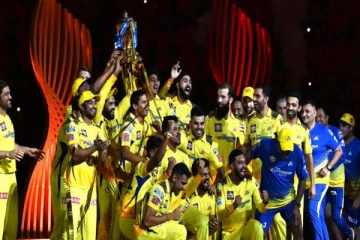 5 அவது முறையாக ஐ.பி.எல் கோப்பையை கைப்பற்றிய சென்னை சூப்பர் கிங்ஸ் அணி!