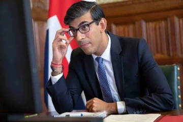 8 மில்லியன் பிரித்தானிய குடும்பங்களுக்கு மகிழ்வான தகவலை வெளியிடவிருக்கும் ரிஷி சுனக்