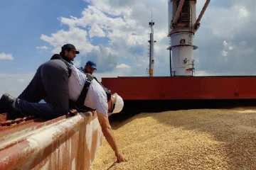 உக்ரைன் துறைமுகத்தில் தயார் நிலையில் மூன்று கப்பல்கள்... துருக்கி பாதுகாப்பு அமைச்சகம் தகவல்