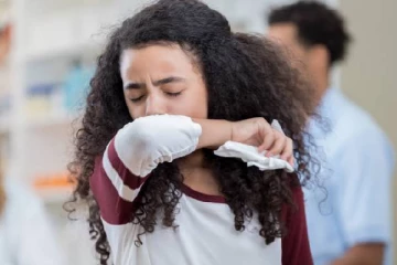 பிரித்தானியாவில் வேகமாக பரவும் 100 நாட்கள் நீடிக்கும் ஆபத்தான இருமல்: பொதுமக்களுக்கு எச்சரிக்கை