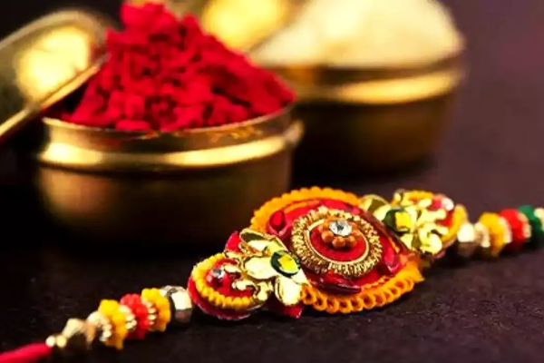 ரக்ஷா பந்தன் அன்று இந்த ராசிகளுக்கு பணம் கொட்டோ கொட்டென்று கொட்டும்! உங்க ராசி என்ன? | Raksha Bandhan Horoscope 2022