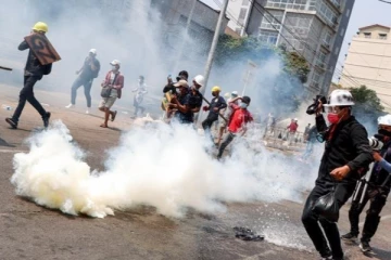 உலகை அதிர்ச்சிக்குள்ளாக்கியுள்ள மியன்மார்  வன்முறை