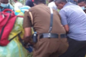 45 அடி குழியில் விழுந்த பெண்: ஆபத்தான நிலையில் சிகிச்சை