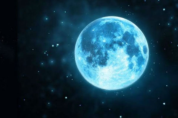 இன்று நீல நிலவு எனப்படும் சுப்பர் ப்ளு மூன் அரிய நிகழ்வு | Super Blue Moon Is A Rare Phenomenon