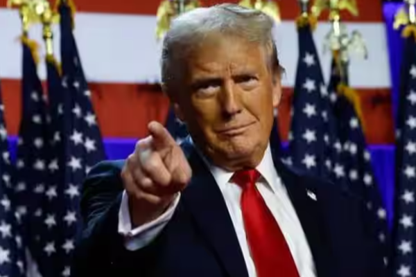 அமெரிக்க பத்திரிகை மீது நஷ்ட ஈடு கோரி ட்ரம்ப் வழக்கு | Trump Sues Us Newspaper For Damages
