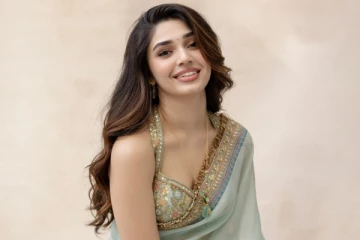 க்ரித்தி ஷெட்டி சேலையில் அழகிய போட்டோஷூட்