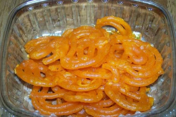 இந்த பண்டிகையில், 15 நிமிடத்தில் சுவையான இன்ஸ்டன்ட் ஜிலேபி செய்ய வேண்டுமா?