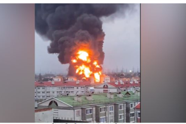 ரஷ்ய எண்ணெய் கிடங்கு மீது தாக்குதல் - உக்ரைன் தான் காரணம் என குற்றச்சாட்டு | Russian Oil Godown Attack By Ukraine Forces