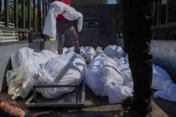 24 மணி நேரத்திற்கு மட்டும்தான் தண்ணீர் இருக்கு; ஐஸ்கிரீம் லாரியில் உடல்கள் - காசாவில் தவிக்கும் மக்கள்!