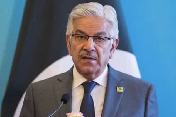 2 நாடுகளுடன் ஒரே நேரத்தில் போருக்கு தயார் - இந்தியாவை சீண்டும் பாகிஸ்தான் | Pakistan Says Ready To Fight With India Afghan