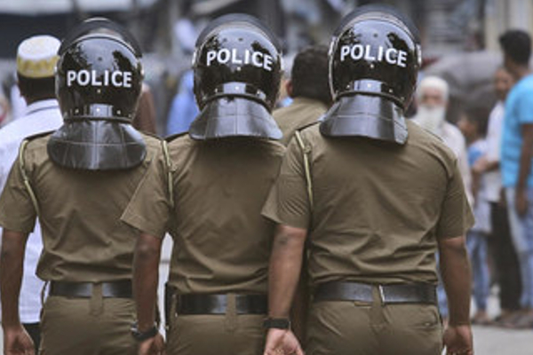 திருகோணமலையில் வயோதிபரொருவர் கைது | Illegal Work Arrested In Trincomale