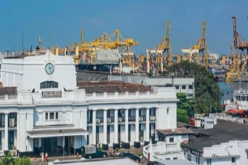 சுங்கப்பிரிவில் தடுத்து வைக்கப்பட்டிருந்த புற்றுநோய் சிகிச்சை இயந்திரம் விடுவிப்பு