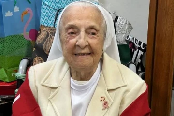 உலகின் மிக வயதான பெண்மணி காலமானார்: பட்டத்தை பெறும் பிரித்தானிய பெண்