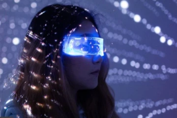 “மெட்டாவேர்ஸ் தொழில்நுட்ப தளத்தில் என்னை ஆண் அவதார்கள் கூட்டு பலாத்காரம் செய்தது” - பெண்ணின் அதிர்ச்சி குற்றச்சாட்டு