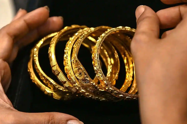 இன்று தங்கத்தின் விலையில்  சடுதியான வீழ்ச்சி! | A Sudden Fall In The Price Of Gold Today