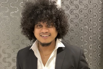 நான் தோற்றுப்போவதில்லை!: யாருக்கு பதிலடி கொடுக்க புகழ் இப்படி பதிவிட்டார்?