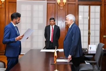 ஜீவனுக்கு வாழ்த்துக்கூறிய செந்தில்!