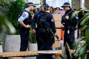 சிட்னி விமான நிலையத்தில் நபர் ஒருவரின் செயலால் பதற்றம்