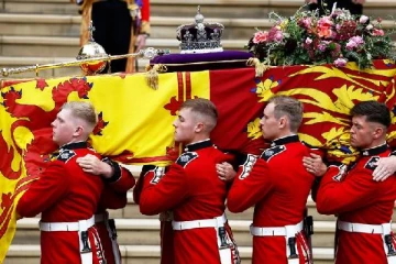 ராணியார் சவப்பெட்டி சுமந்த பெருமை... கொண்டாடப்பட்ட அந்த 8 பேர்: மீண்டும் போர் களத்தில்