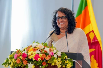 දරුවෙකුට ආදරය, රැකවරණය ලබාදෙන විශ්වාසදායක තැනක් බවට පාසල පත් කිරීම අපේ අරමුණයි – අගමැති