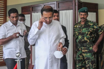 மைத்திரியிடம் தகவல் சொன்ன மர்ம நபரைத் தேடும் குற்றப்புலனாய்வுப் பிரிவு